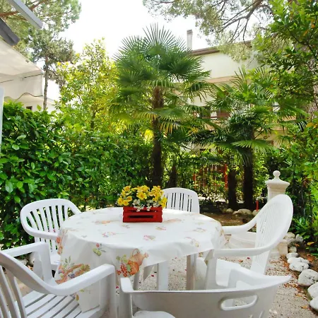 Locazione Turistica Villaggio Burchiello.2 아파트 리그나노 사비아도로